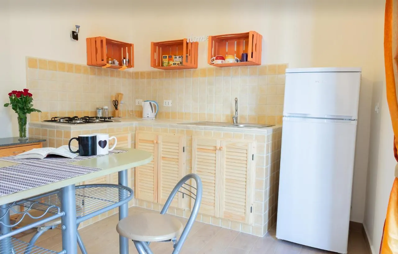 Virginias House Appartamento Palermo 0*,  Italia