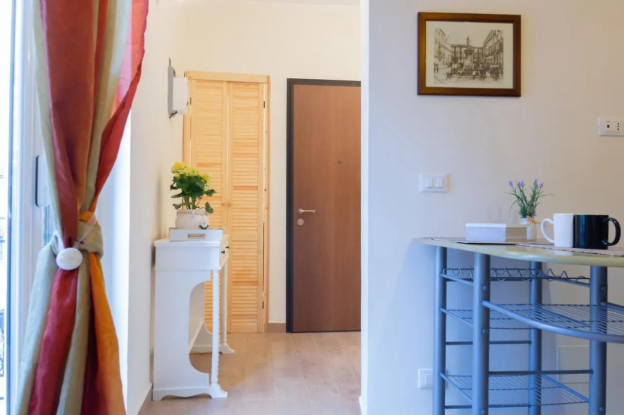 Virginias House Appartamento Palermo Italia